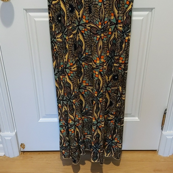 Gorgeous Abstract Print Maxi Dress - Picture 3 of 5